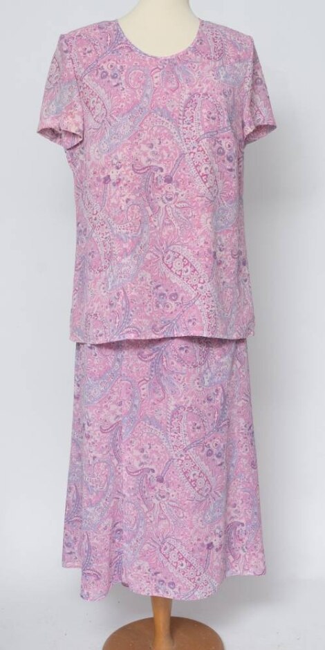 Jacques Vert Two Piece Paisley Skirt Suit Pink/blue Size: Xl