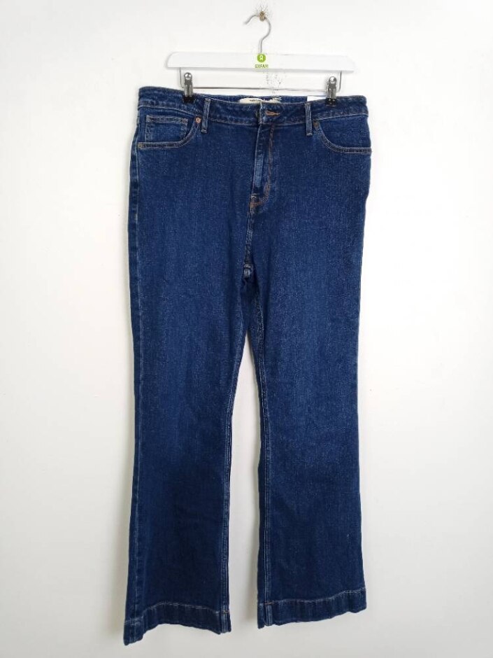 White Stuff Hattie Flare Mid Wash Jeans  Navy Size: 16