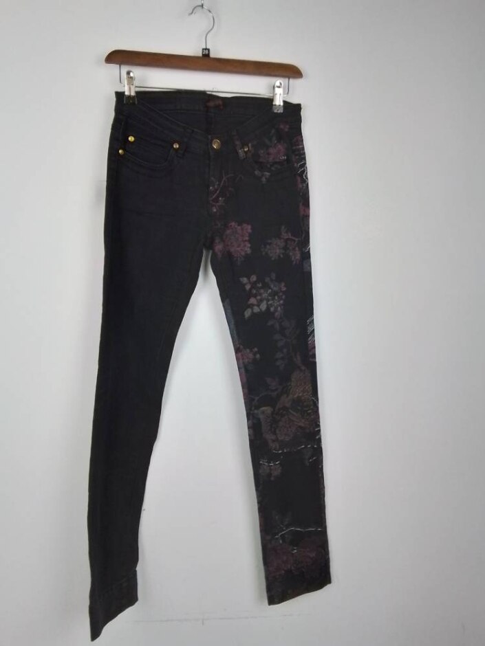 Roberto Cavalli Women Jeans Pant Black Floral Size: 28