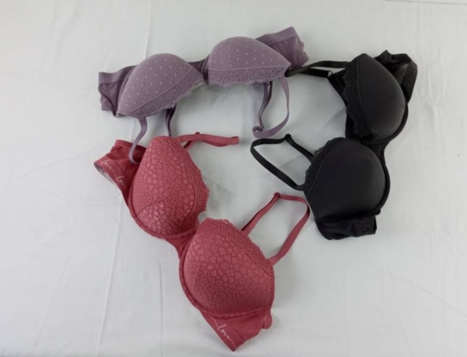 M&s 3pcs Lace T-shirt Bra Set Multicoloured Size: 42a