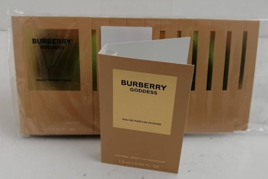 Burberry Women's Goddess Eau De Parfum Intense Mini Sprays 12 X 1.5 Ml Sealed New