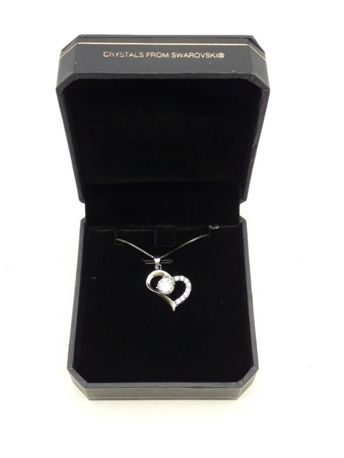 925 Sterling Silver Necklace 44cm Swarovski Crystal Heart Shape Pendant