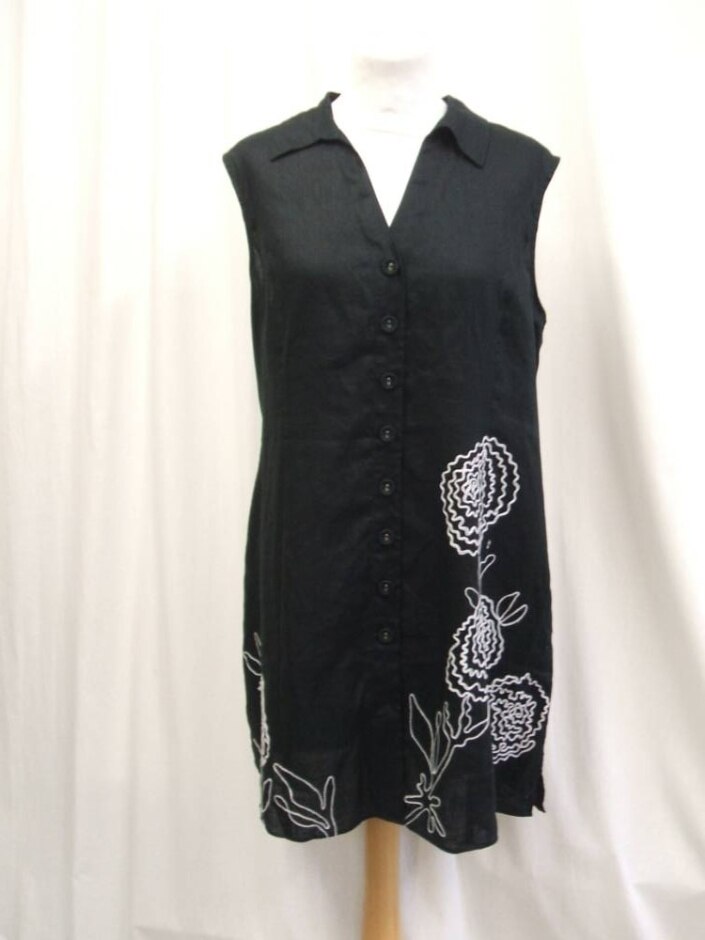 Windsmoor New Embroidered Long Linen Top Black Patterned Size: 16