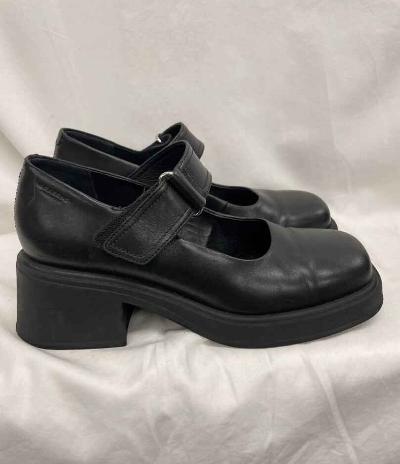 Vagabond Black Leather Chunky Mary Janes