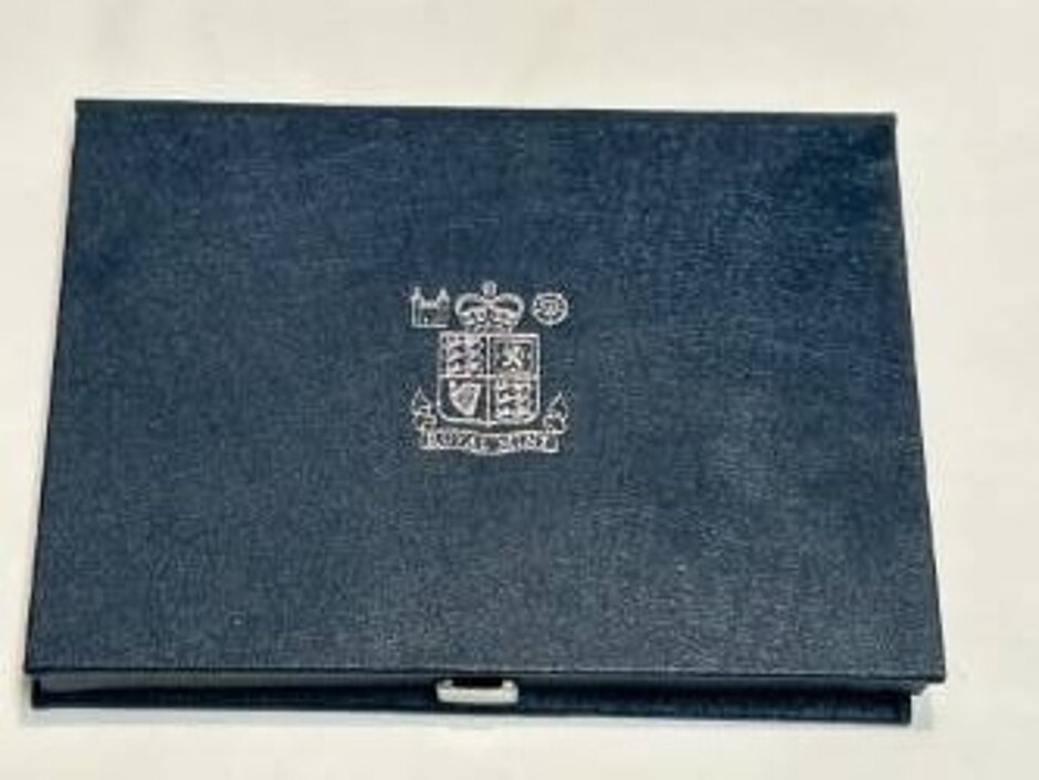 1998 GREAT BRITAIN UK 7 COIN PROOF ORGINAL GOVERNMENT SET Oxfam Shop