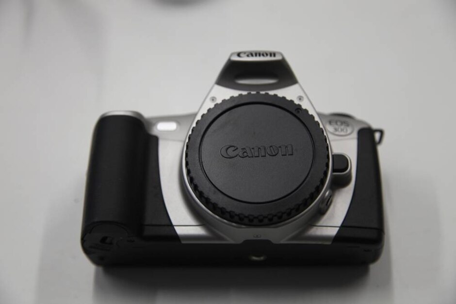 Canon Eos 300