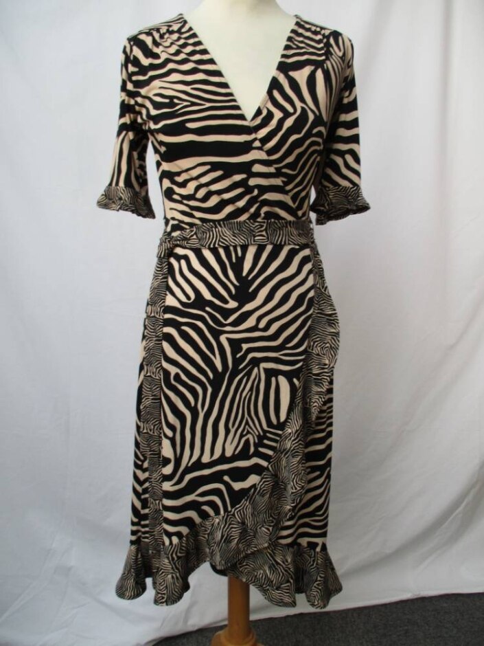 Oasis Short Sleeve Zebra Print Dress Striped Size: 10
