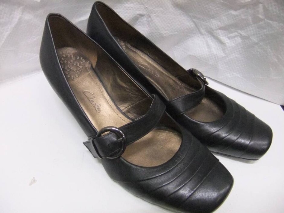 Black Kitten Heel Shoes