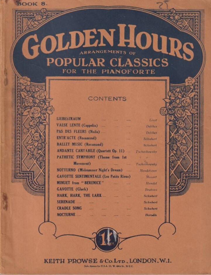 Piano Favourites  (golden Hours Books 1, 2, 5 And 8)