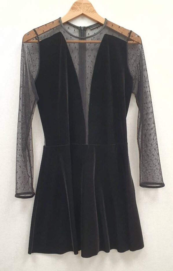 Zara Dress Black Size: L