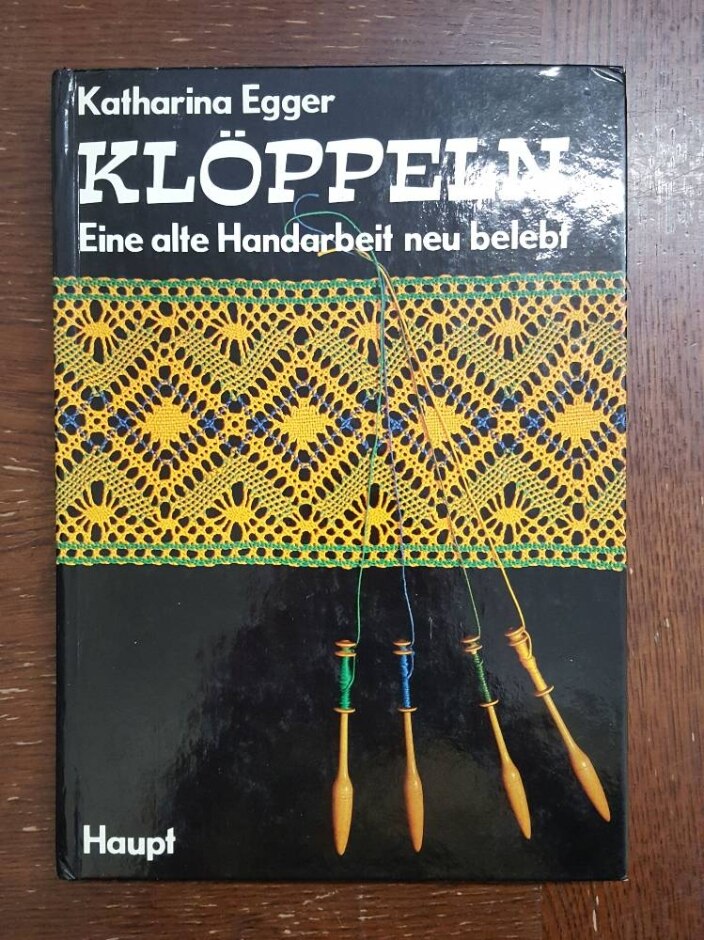 Klöppeln: Eine Alte Handarbeit Neu Belebt (1981)