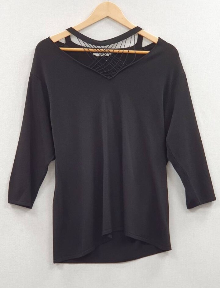 M&co Top Black Size: 18