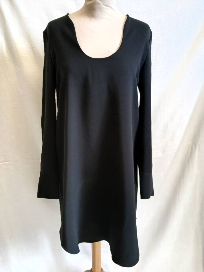 & Other Stories Long Sleeved Dress Black Size: 8