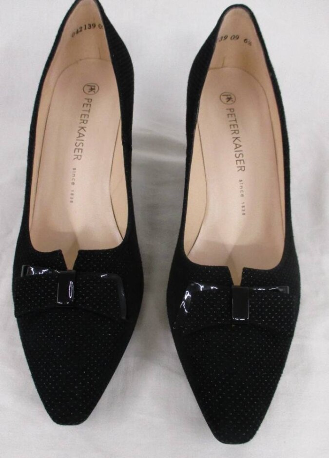 Bnwt Peter Kaiser Bow Front Court Shoes