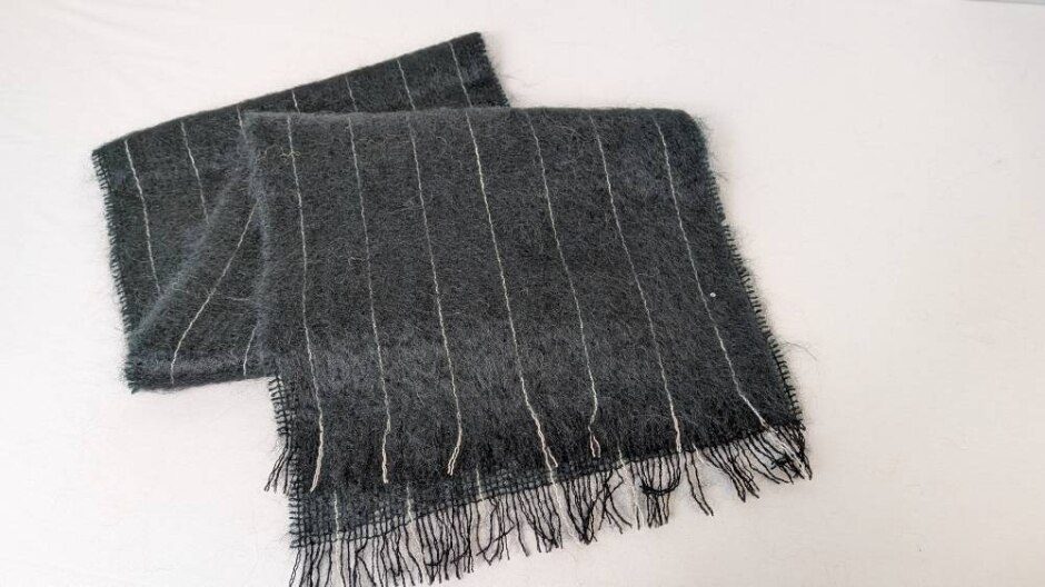 New - Luxury Woven Mohair Fabric Scarf Length - 162cm X 32cm