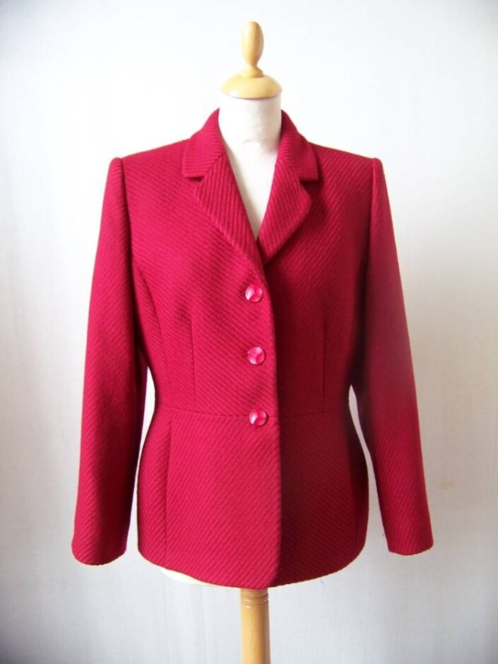 Country Casuals Vintage Wool Jacket Red Size: 12