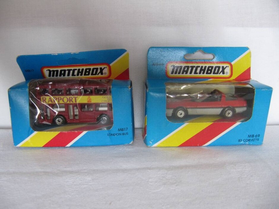 Matchbox Mb17 London Bus And Mb69 83 Corvette. Sealed In Original Boxes.