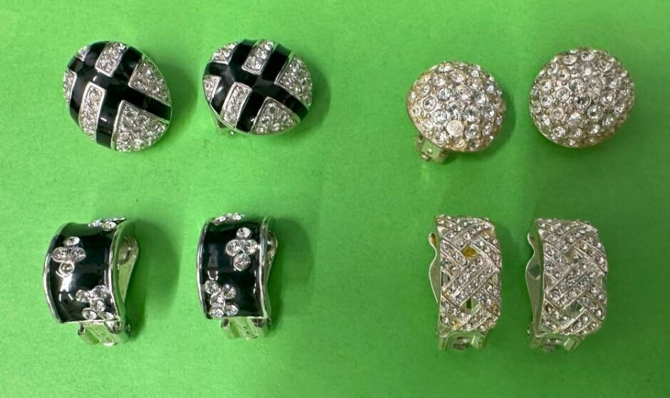 4 Pairs Of Vintage Clip On Earrings
