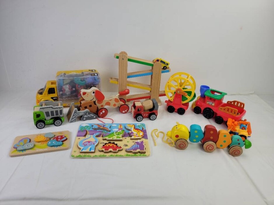 Baby/preschool Toys And Puzzles Bundle Roll Along Dog Caterpillar Dinosaur & Butterfly Puzzle & More