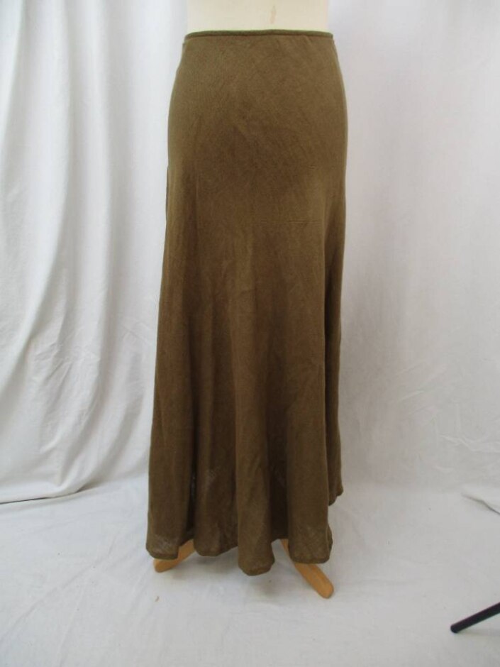 D. Exterior Long Skirt Dark Mustard Size: 6