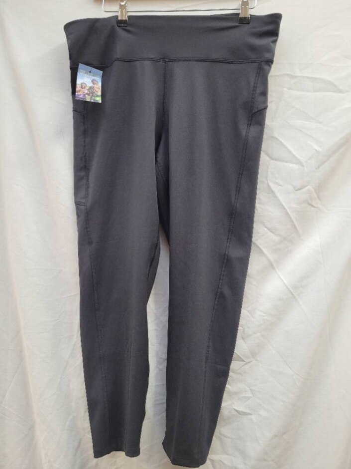 Good Move Leggings With Pocket Black Size: 16