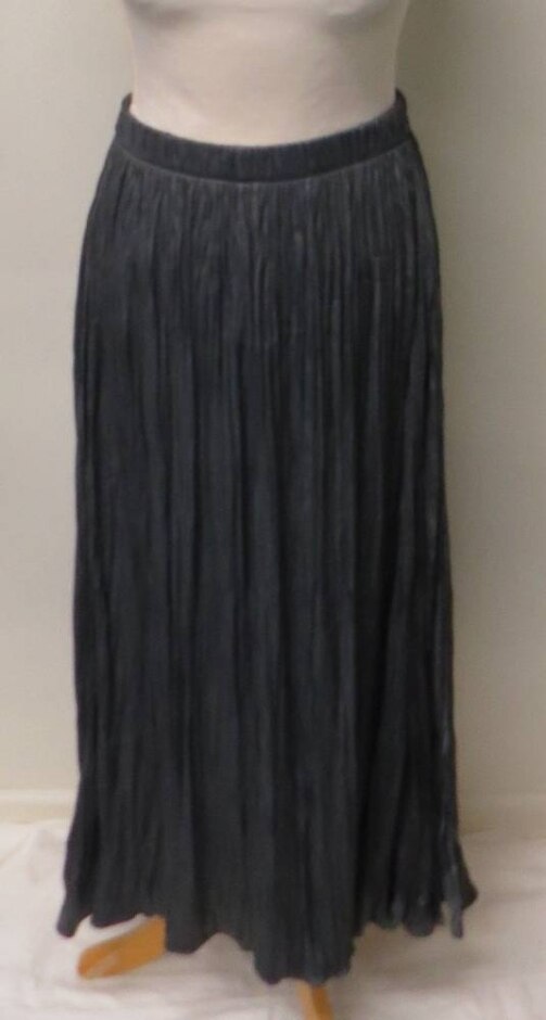 Zara Maxi Skirt Gray Size: S