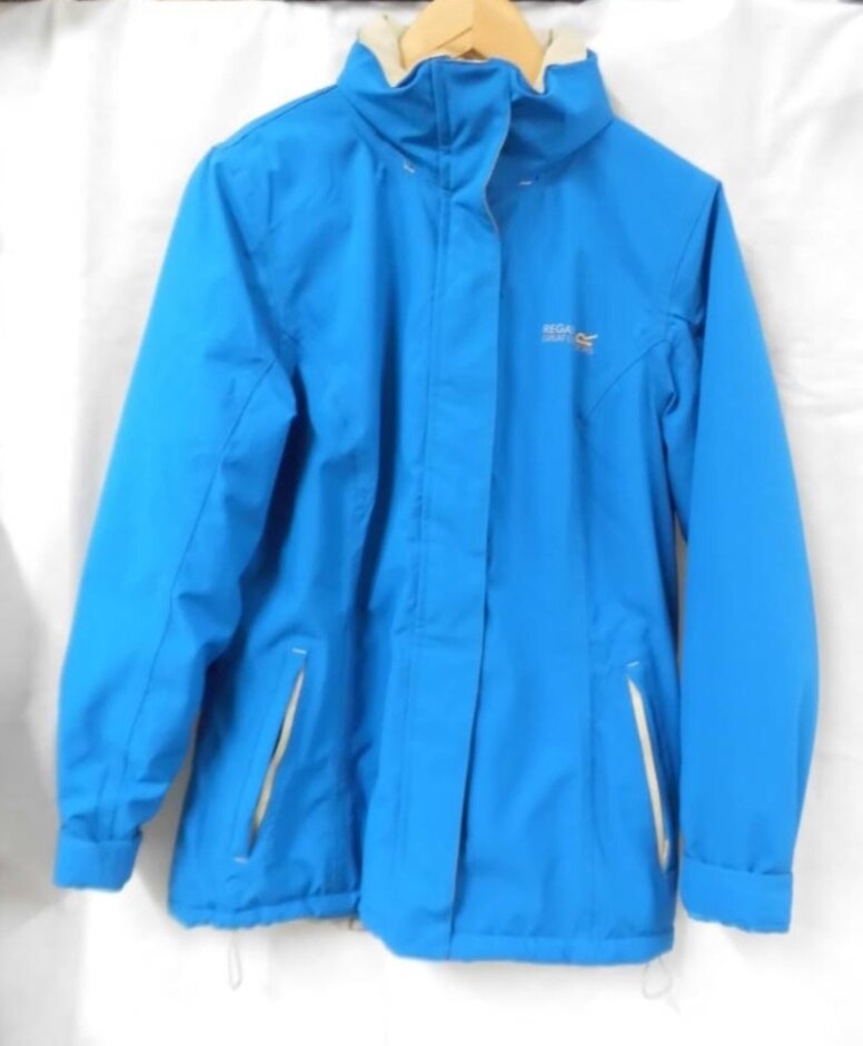 Regatta Rain Coat Blue Size: 14