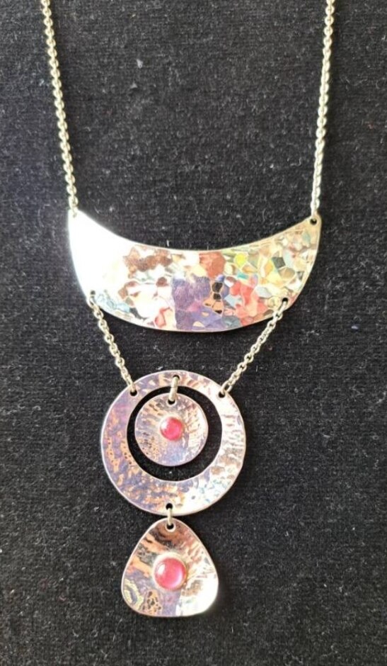 Moda Stainless Steel Necklace With Pink Moonglow Cabochons, Moda Of Malta
