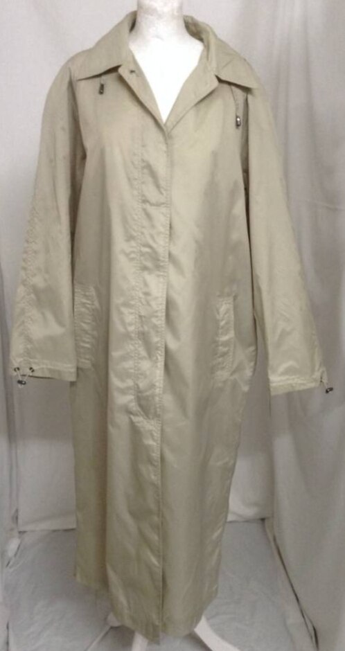 Dannimac  A Ladies Long Hooded Raincoat. Cream, Beige Size: M