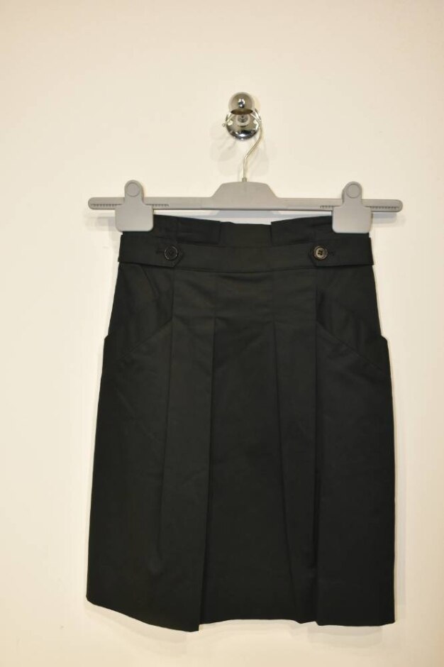 Bcbgmaxazria Skirt Black Size: 10