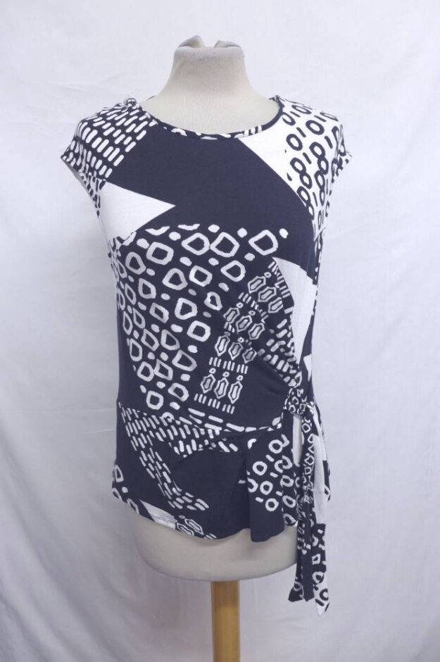 Principles Petite Geometric Side Knotted Dress Black & White Size: 14