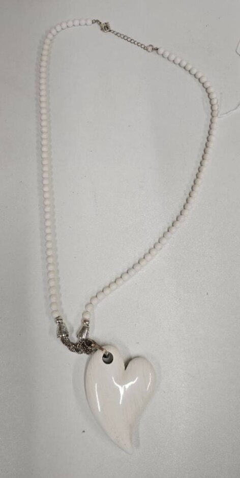 Woman's Large White Heart Beaded Necklace.