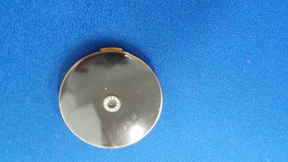 Stratton Black Topped Compact With Decorative Marcasite Circle