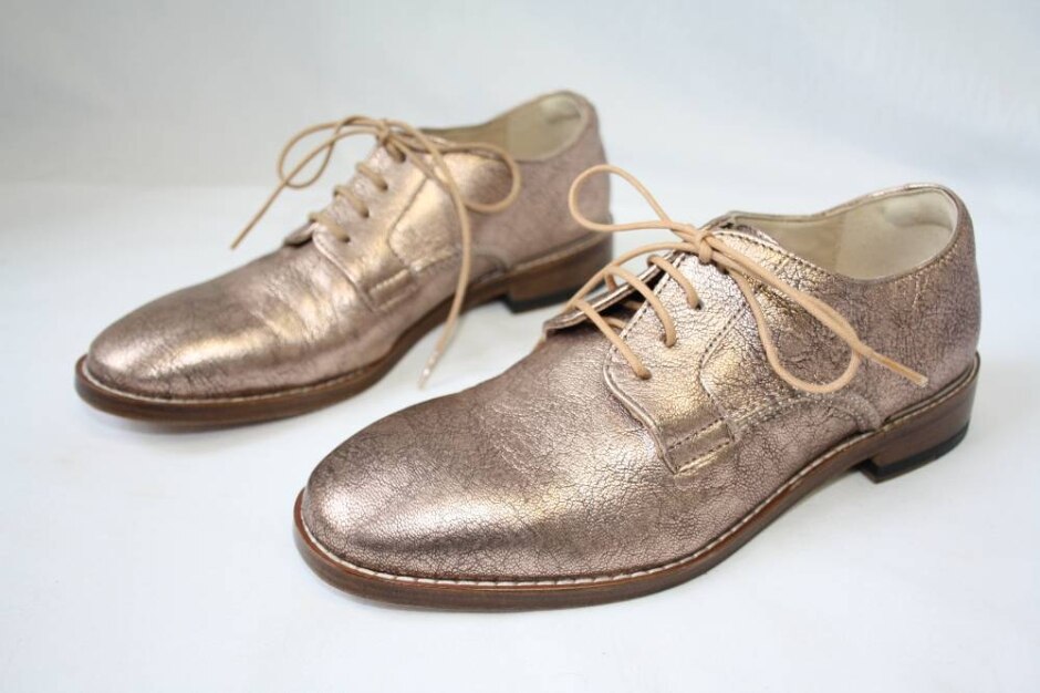 Clarks Ellis Scarlett Rose Gold Leather Brogue Shoes - Uk Size 4d