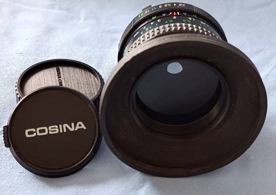 Camera Lens - Cosina 28mm 1:2:8 Mc Macro