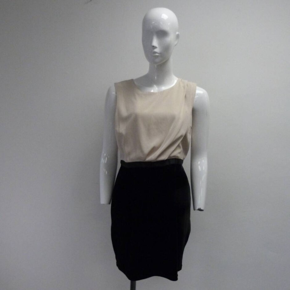 Topshop Sleeveless Dress Black Size: 10