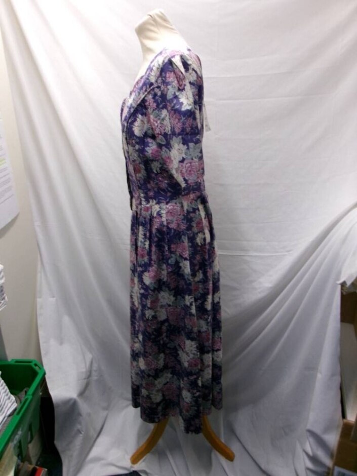 Laura Ashley Vintage Floral Dress Purple Floral Size: 12