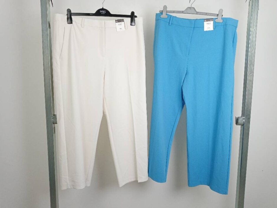 M&s Short 2pcs Wide Leg Trousers Bundle Mutli  Size: 20