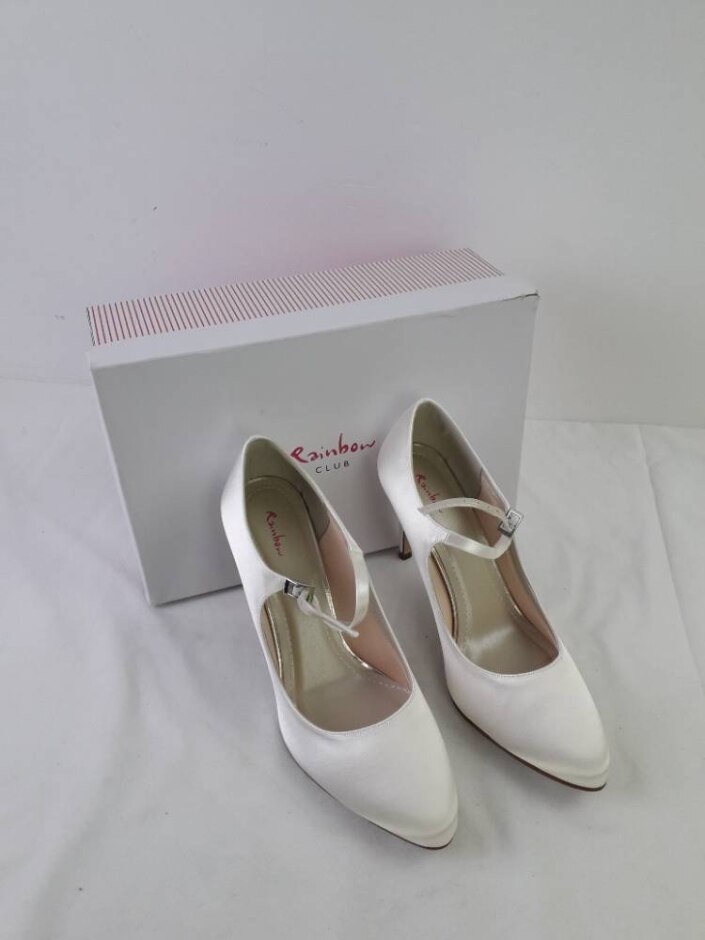 Rainbow Club Women's Hana Satin Pointed Toe Heel Shoes Colour: Ivory Size: Uk 8/eu 41