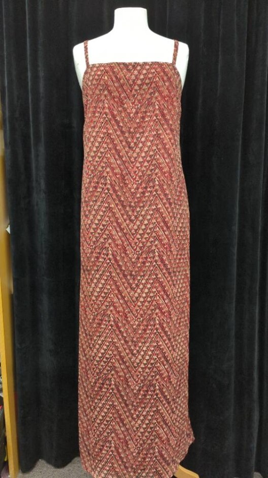 Gina Bacconi Patterned Slip Dress Red Size: 16