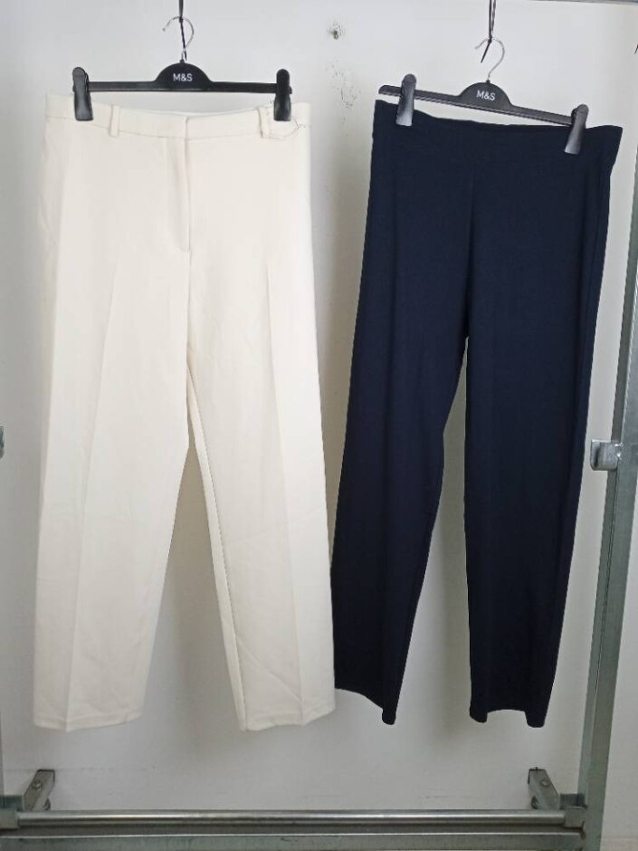 M&s Marks & Spencer Women's 2xbundle Trousers Navy Ivory Size: 16