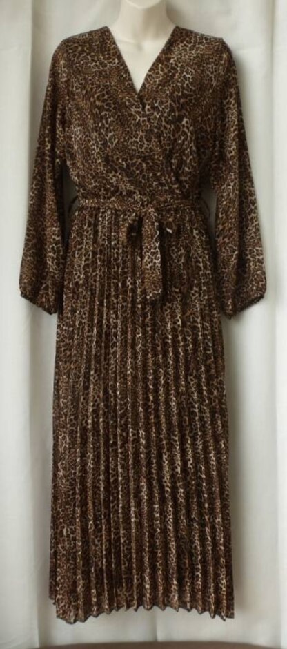 Neti Neti Chiffon Pleated Midi Dress Leopard Size: L
