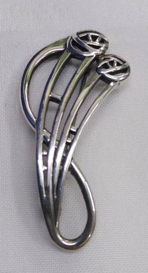 Silver Rennie Macintosh Celtic Rose Design Brooch