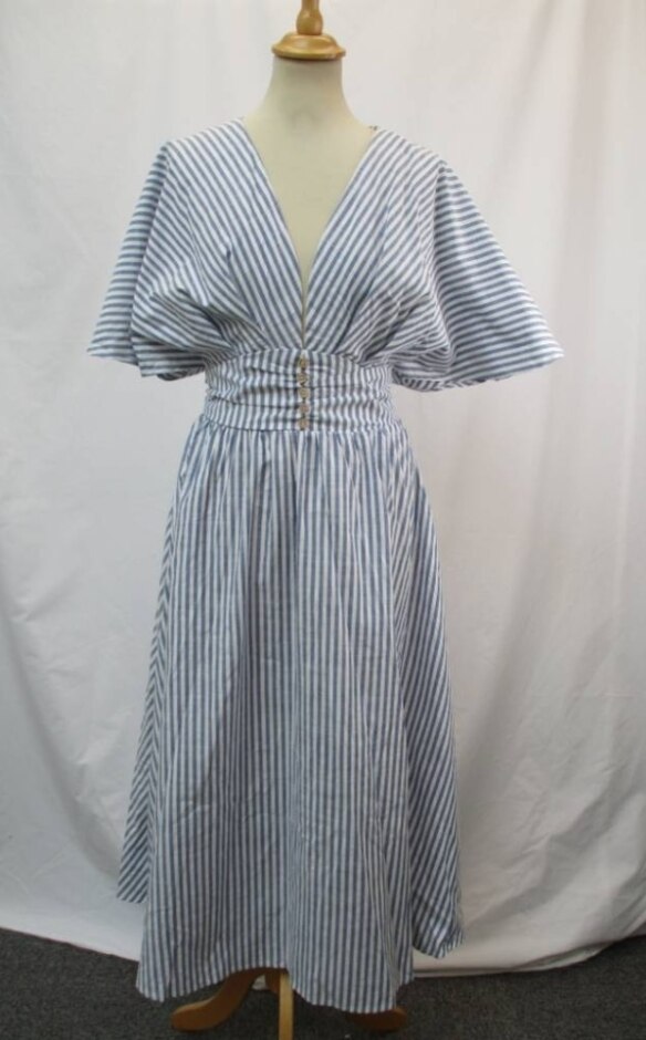 Cider Bnwt Striped Summer Dress Blue & White Size: 10