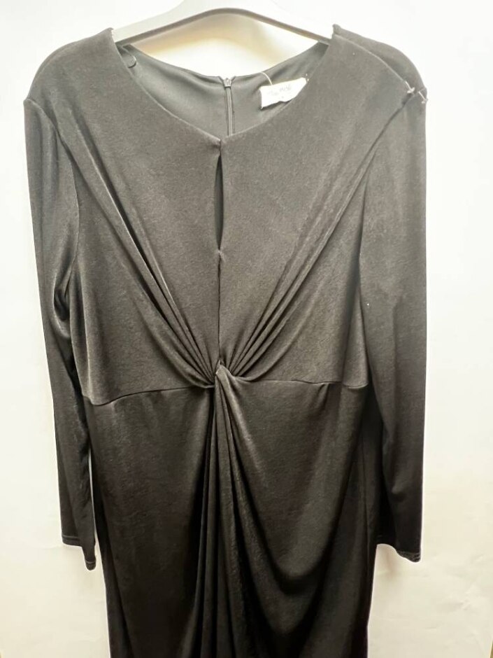 Wallis Petite Stylish Dress Black Size: 16