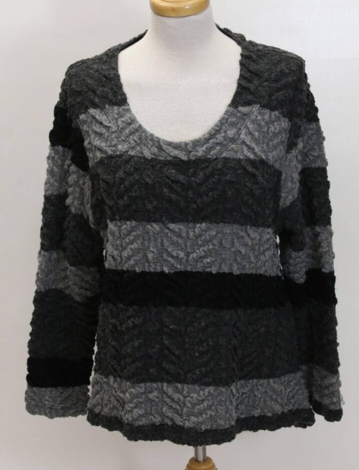 Ralston Textured Wool Mix Knit Jumper Grey Size: L