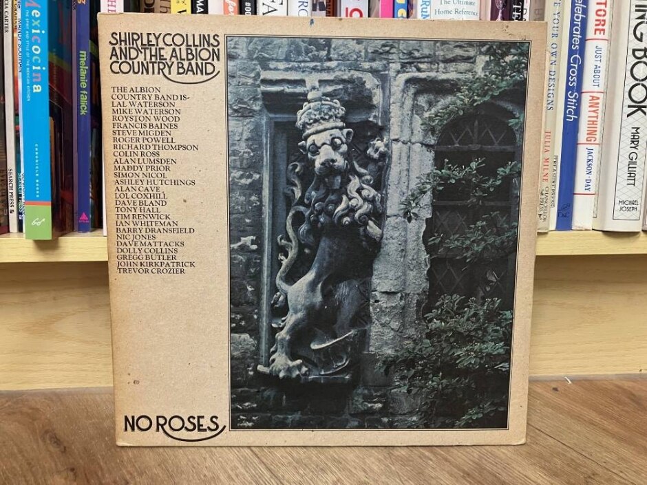 Shirley Collins And The Albion Country Band – No Roses