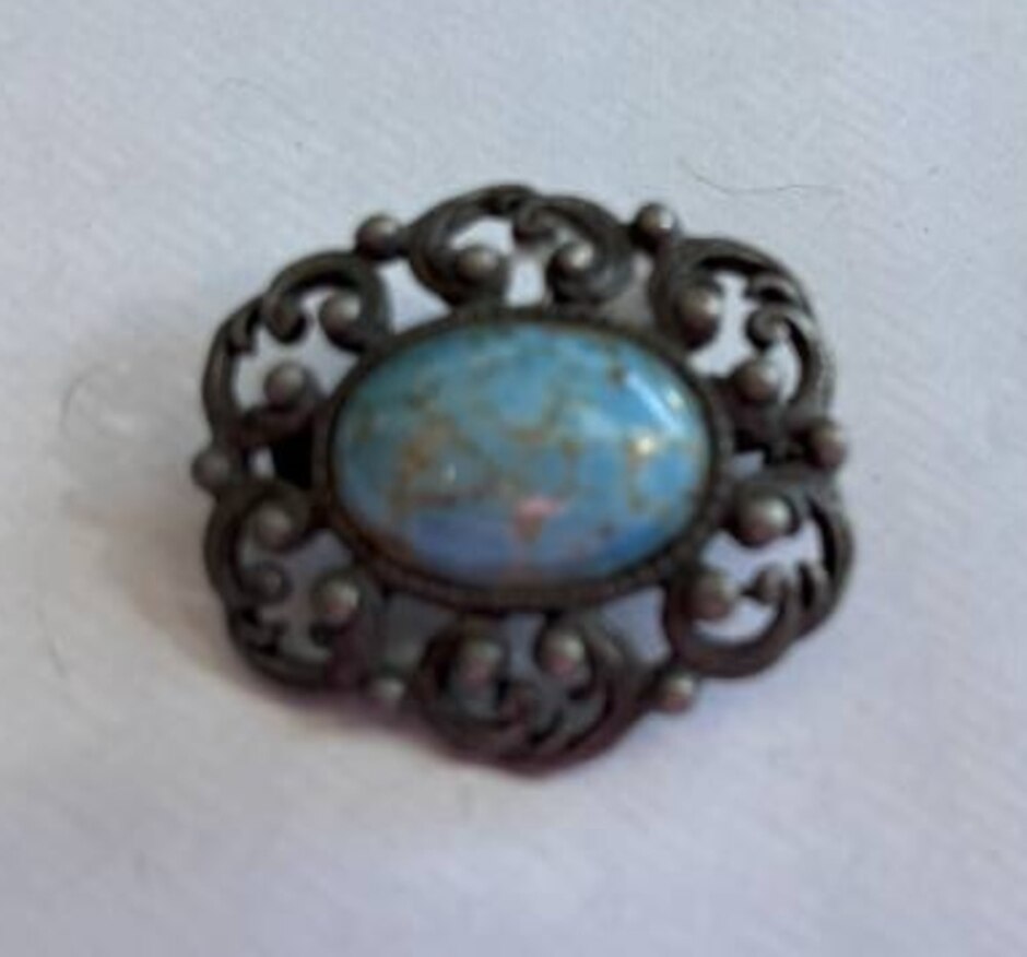 Vintage Filigree Brooch