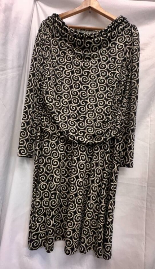 Barbara Hulanicki Dress Black And Beige Size: 18