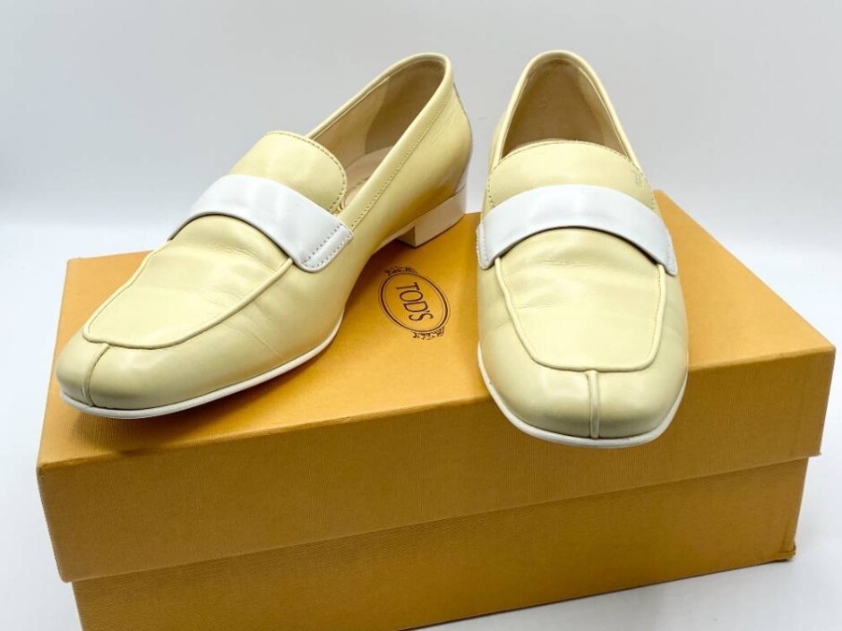 Tod's Leather Loafers Size 4.5
